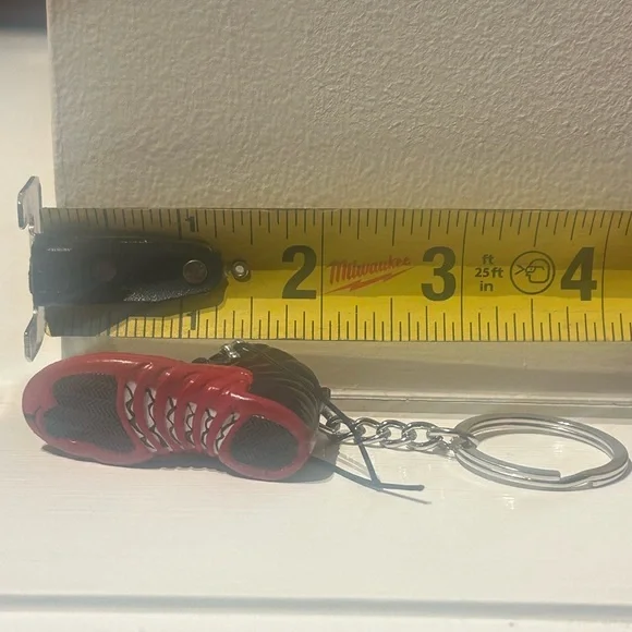 Jordan XII 3D Keychain - Picture 4 of 4